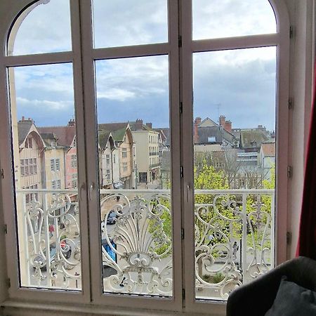 Au Coeur De Ville トロワ エクステリア 写真