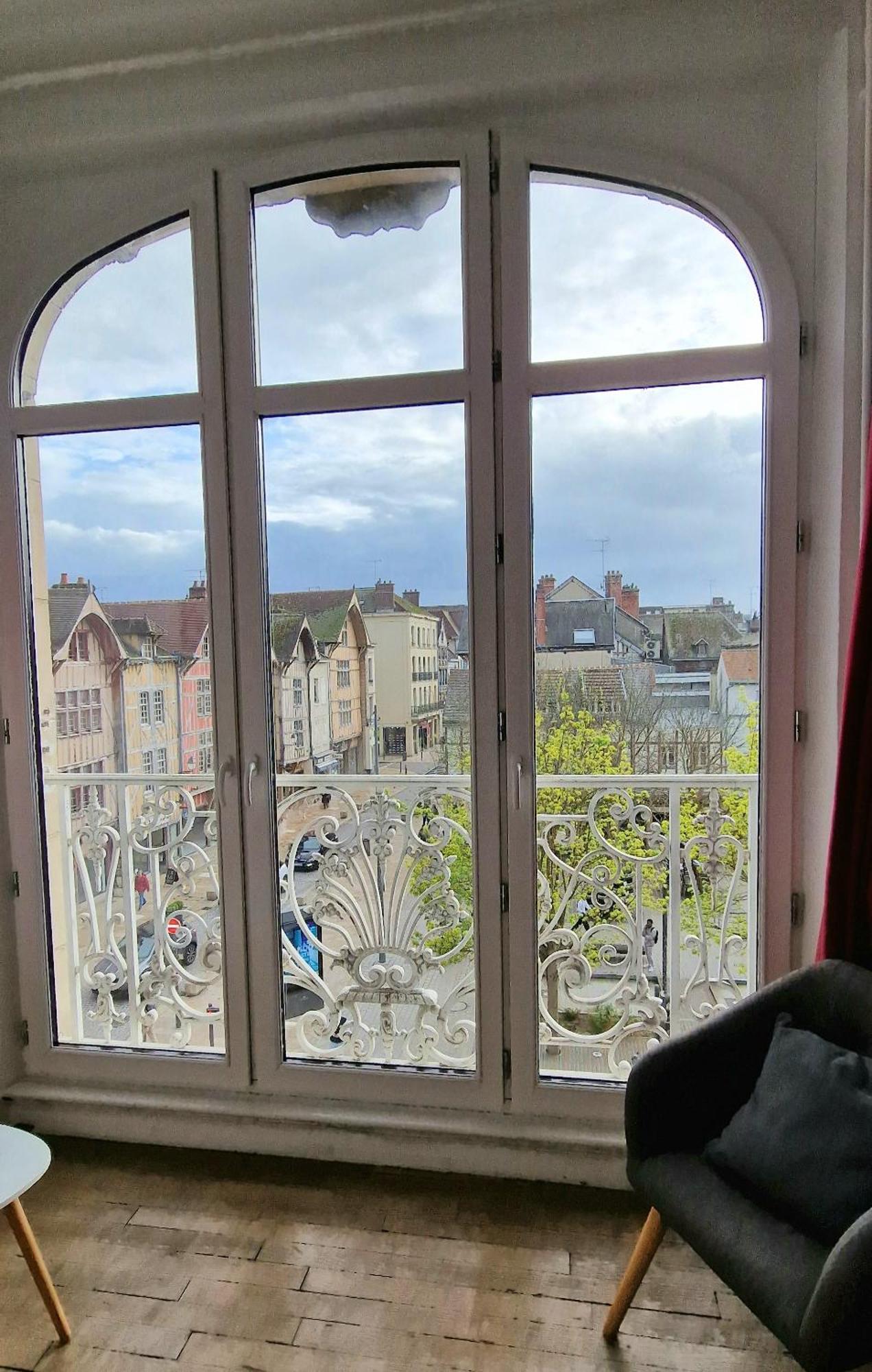Au Coeur De Ville トロワ エクステリア 写真