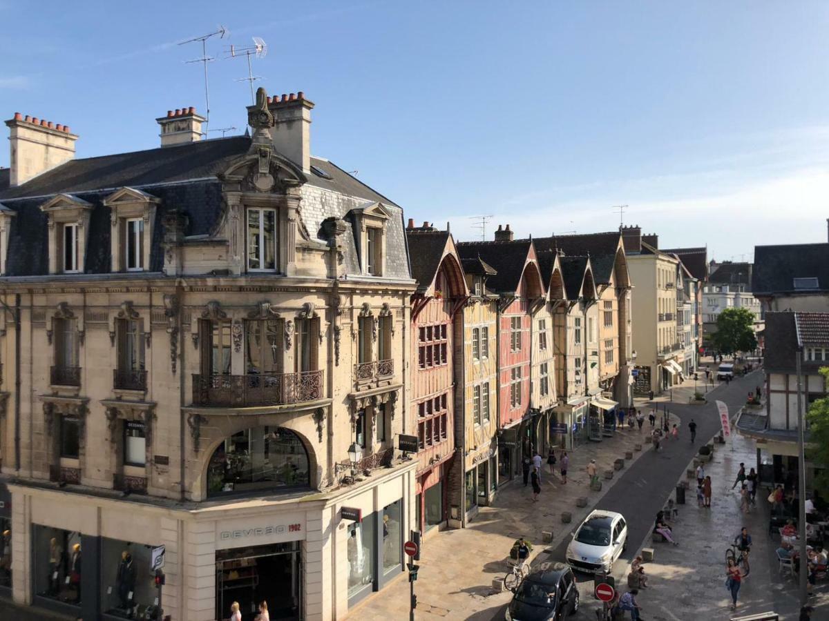 Au Coeur De Ville トロワ エクステリア 写真